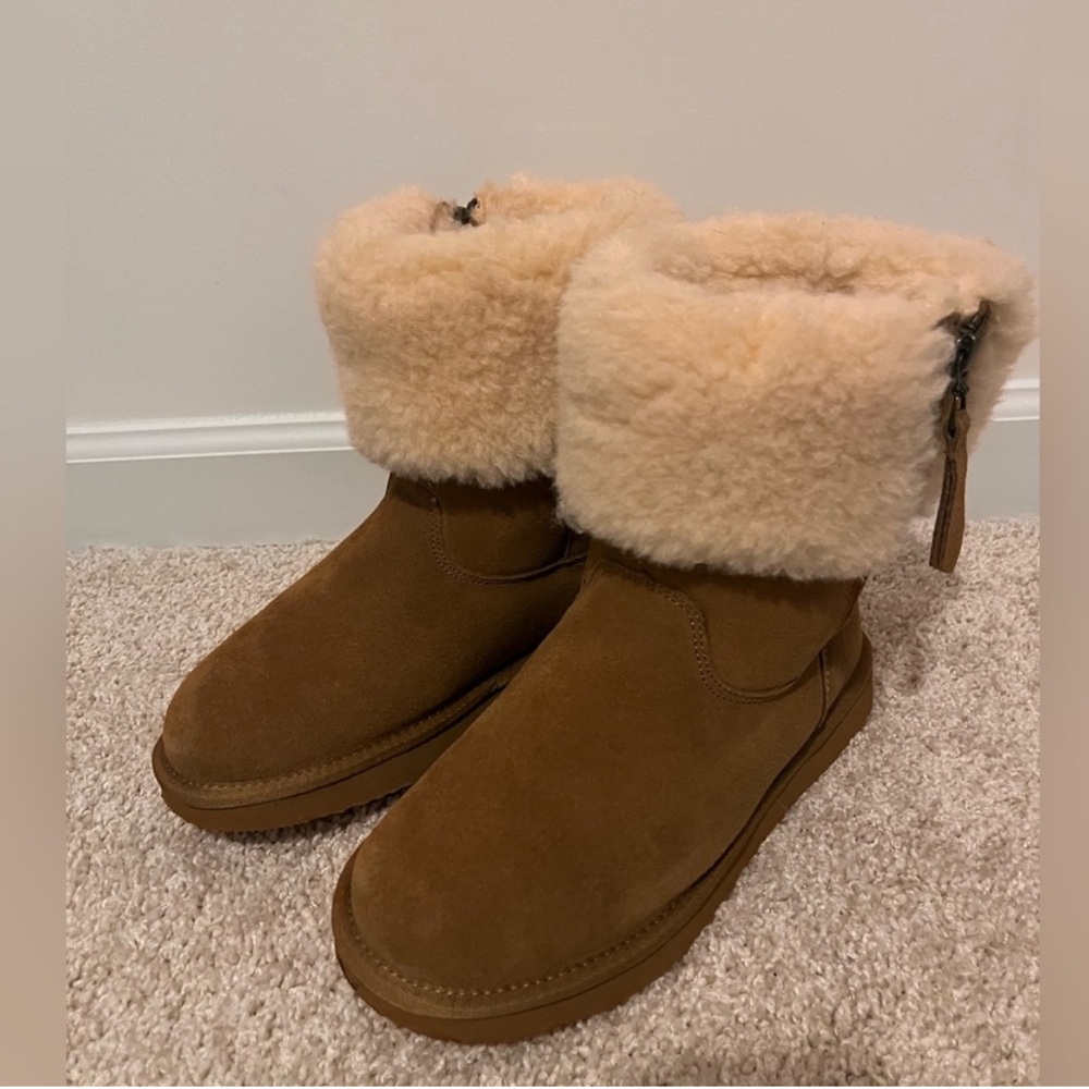 Ladies Size 7 Brown BEARPAW Zip-Up Fleece Lined Boots - NEW!